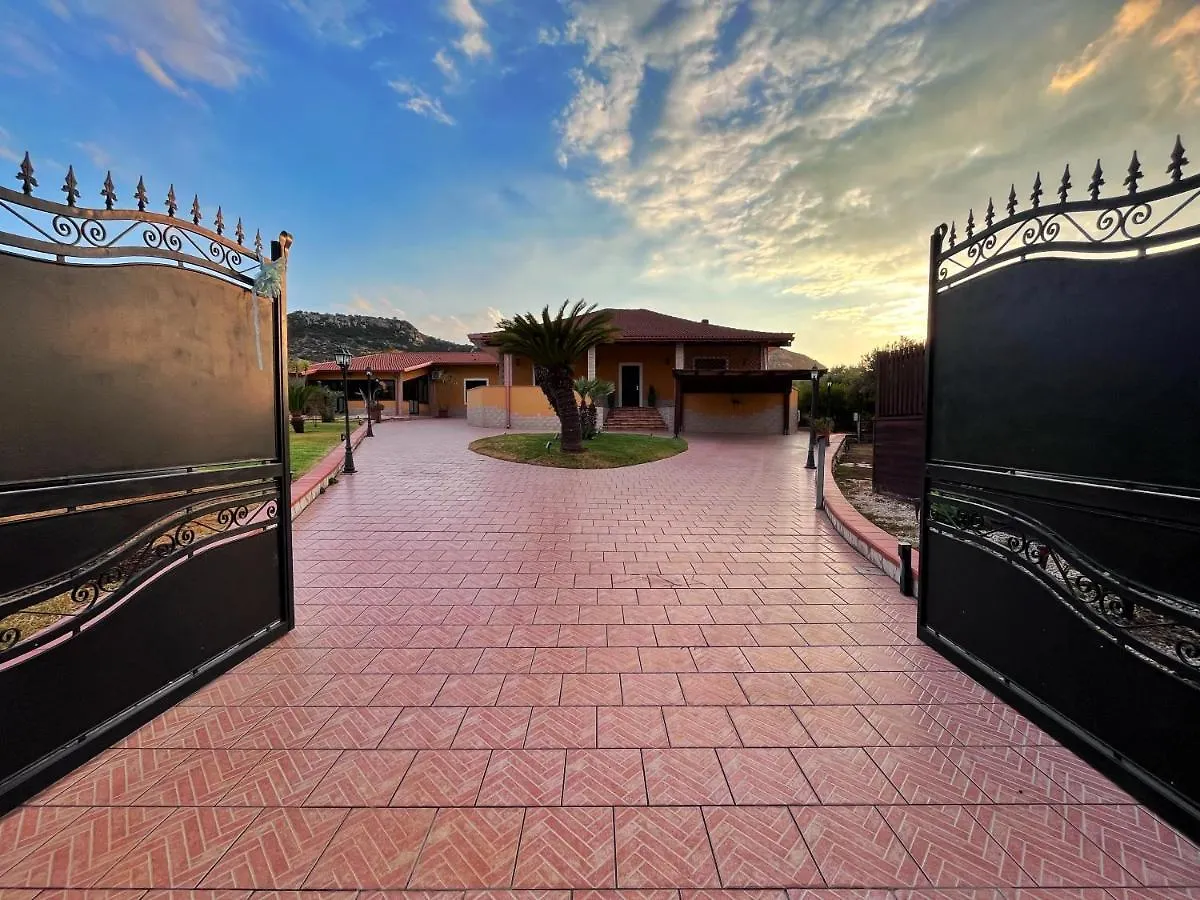 Villa Giudice Luxury Home Priolo Gargallo Bed & Breakfast